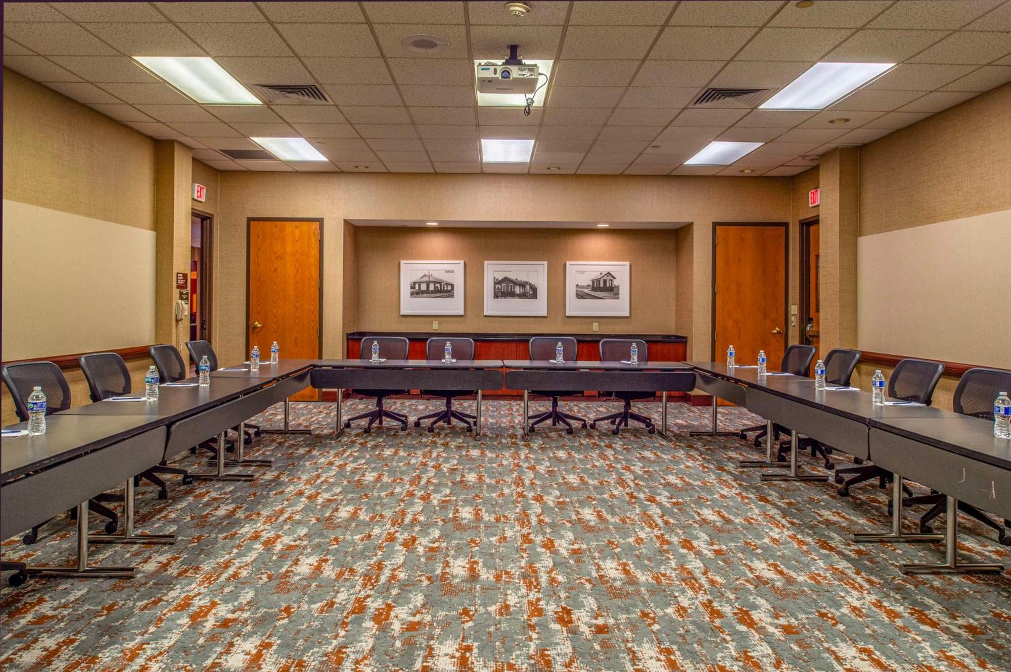 Doubletree By Hilton Hotel St. Louis - Chesterfield Exterior foto